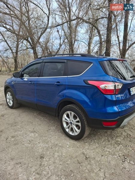 Позашляховик / Кросовер Ford Escape 2017 в Дніпрі