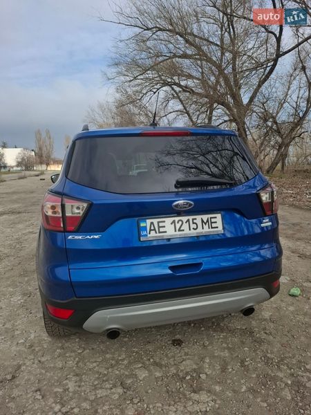 Позашляховик / Кросовер Ford Escape 2017 в Дніпрі