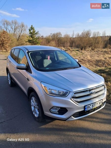Позашляховик / Кросовер Ford Escape 2017 в Соснівці