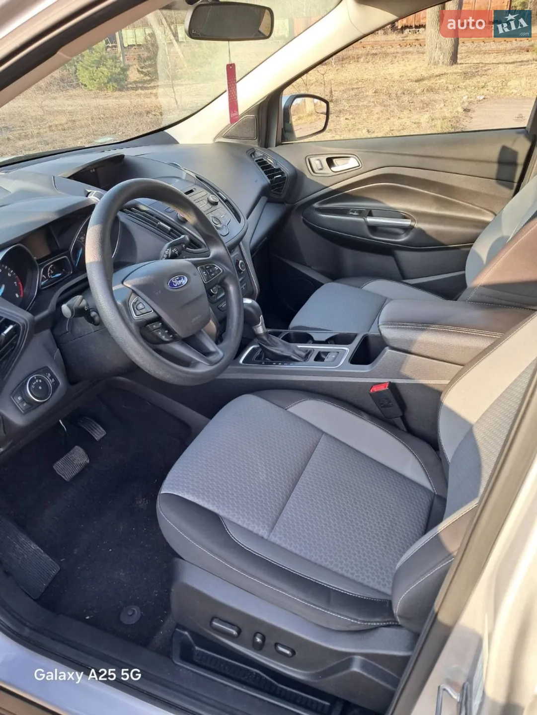 2017 Ford Escape - мініатюра 18