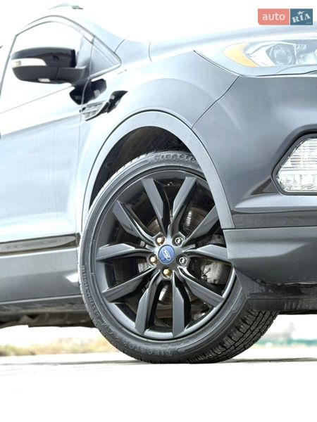 Позашляховик / Кросовер Ford Escape 2016 в Тернополі