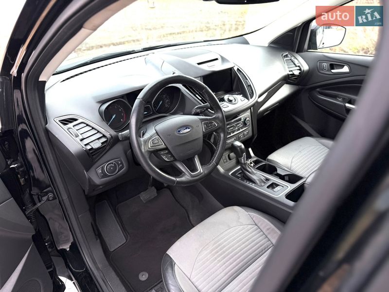 Позашляховик / Кросовер Ford Escape 2016 в Тернополі