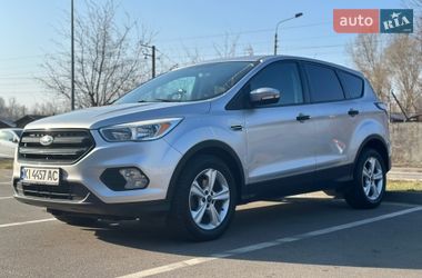 Позашляховик / Кросовер Ford Escape 2016 в Києві