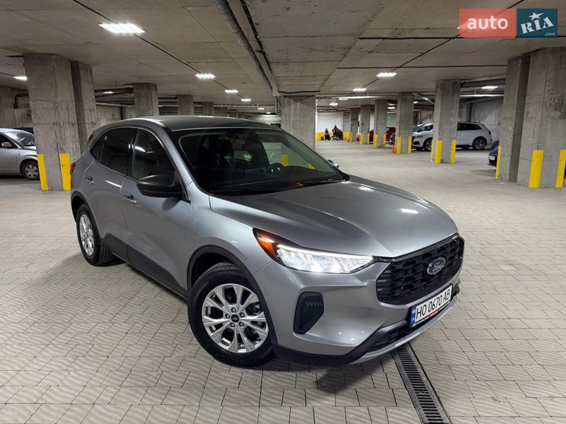 Позашляховик / Кросовер Ford Escape 2023 в Тернополі