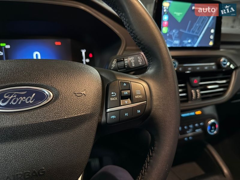 Позашляховик / Кросовер Ford Escape 2023 в Тернополі