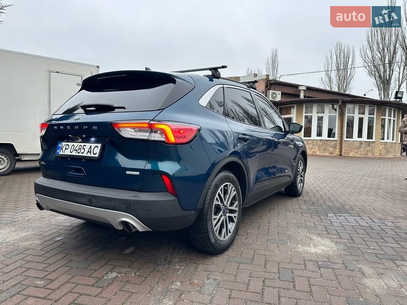Внедорожник / Кроссовер Ford Escape 2019 в Киеве
