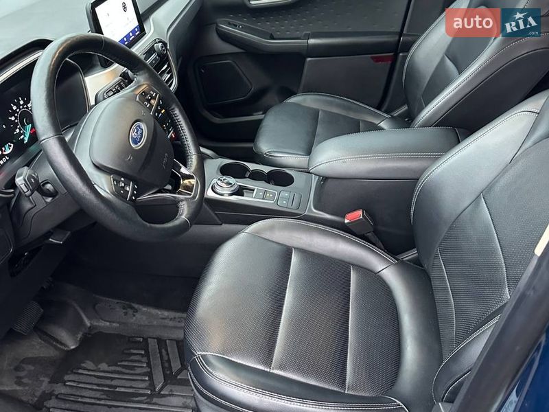 Внедорожник / Кроссовер Ford Escape 2019 в Киеве