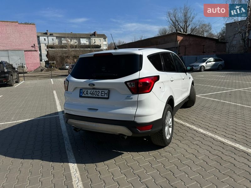 Позашляховик / Кросовер Ford Escape 2019 в Ніжині фото 15 Позашляховик / Кросовер Ford Escape 2019 в Ніжині