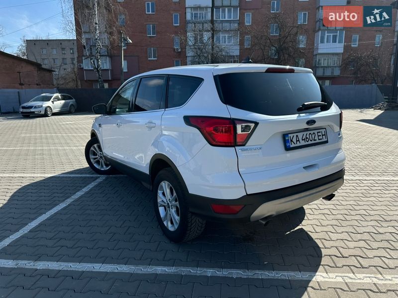 Позашляховик / Кросовер Ford Escape 2019 в Ніжині фото 19 Позашляховик / Кросовер Ford Escape 2019 в Ніжині