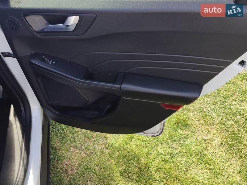 Внедорожник / Кроссовер Ford Escape 2024 в Галиче фото 24 Внедорожник / Кроссовер Ford Escape 2024 в Галиче