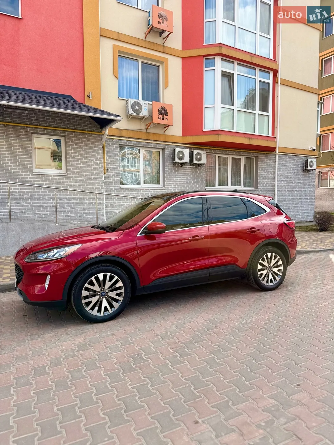 2020 Ford Escape - мініатюра 4
