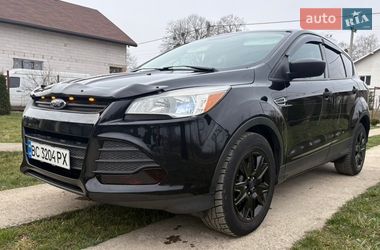 Внедорожник / Кроссовер Ford Escape 2016 в Стрые