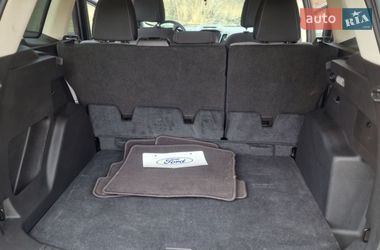 Позашляховик / Кросовер Ford Escape 2015 в Умані