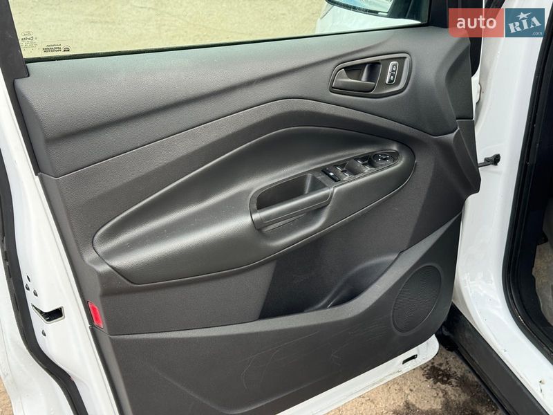 Внедорожник / Кроссовер Ford Escape 2015 в Виннице