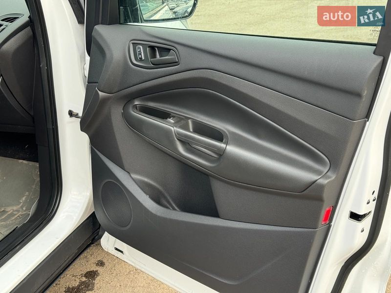 Внедорожник / Кроссовер Ford Escape 2015 в Виннице