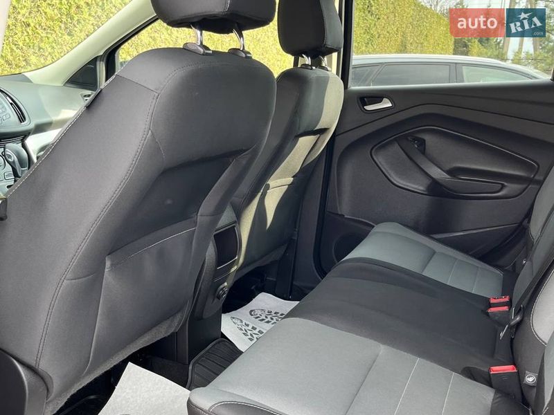 Позашляховик / Кросовер Ford Escape 2015 в Львові фото 8 Позашляховик / Кросовер Ford Escape 2015 в Львові
