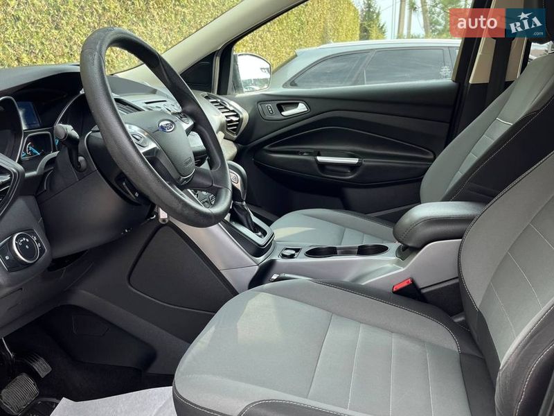 Позашляховик / Кросовер Ford Escape 2015 в Львові фото 12 Позашляховик / Кросовер Ford Escape 2015 в Львові