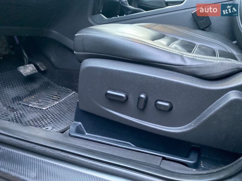 Внедорожник / Кроссовер Ford Escape 2016 в Львове фото 16 Внедорожник / Кроссовер Ford Escape 2016 в Львове