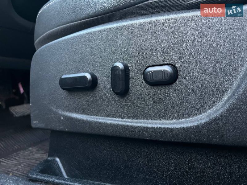 Внедорожник / Кроссовер Ford Escape 2018 в Киеве фото 18 Внедорожник / Кроссовер Ford Escape 2018 в Киеве