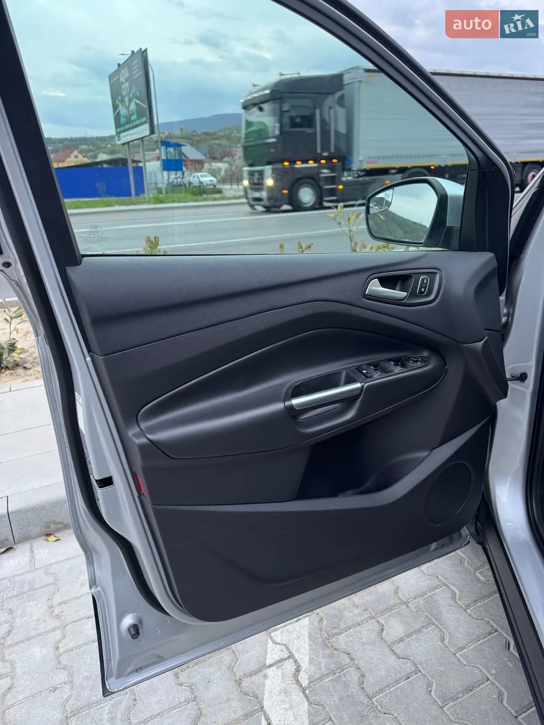 2017 Ford Escape - мініатюра 12