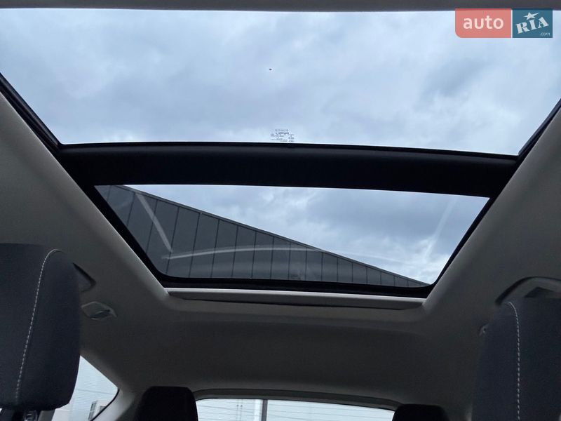 Позашляховик / Кросовер Ford Escape 2017 в Мукачевому