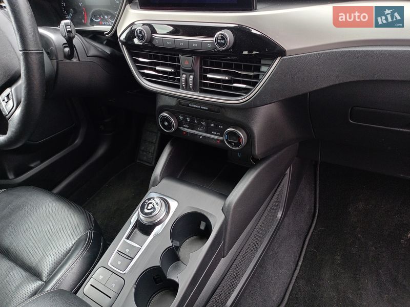 Внедорожник / Кроссовер Ford Escape 2019 в Киеве фото 15 Внедорожник / Кроссовер Ford Escape 2019 в Киеве