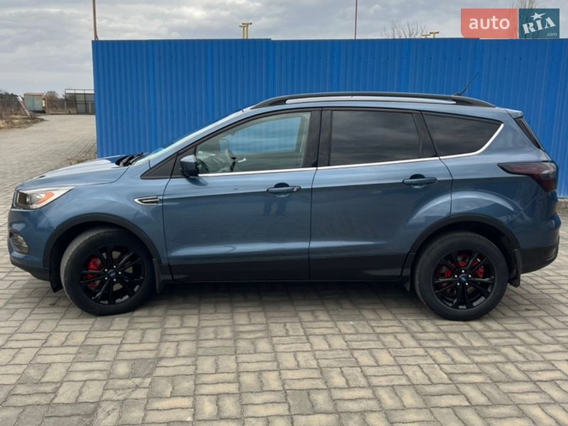 Внедорожник / Кроссовер Ford Escape 2018 в Малине фото 6 Внедорожник / Кроссовер Ford Escape 2018 в Малине