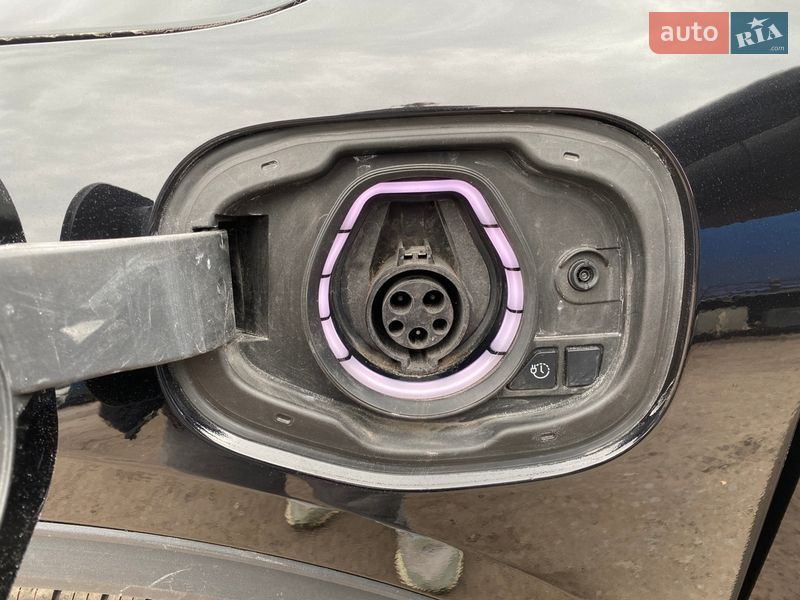 Внедорожник / Кроссовер Ford Escape 2021 в Чернигове