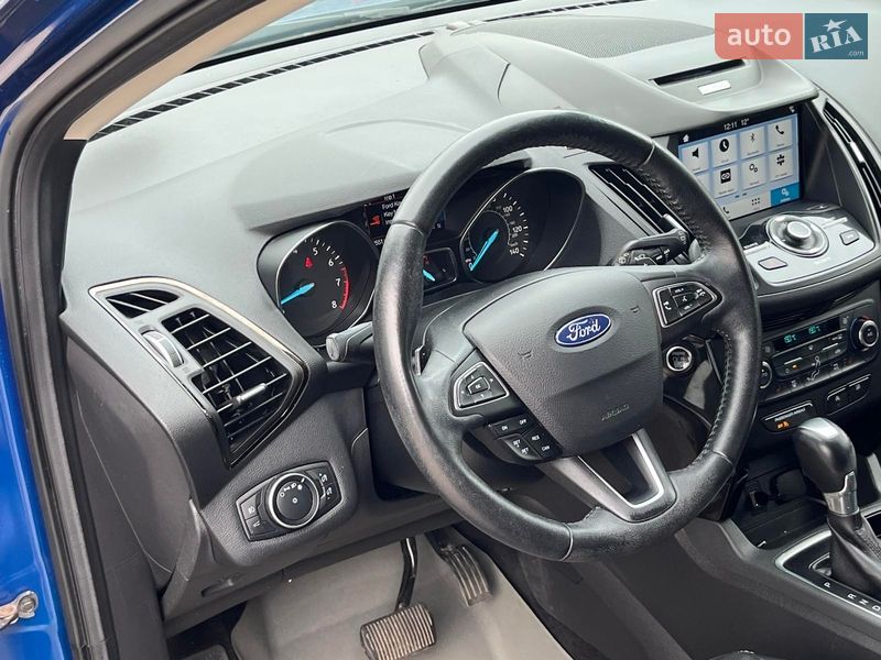Внедорожник / Кроссовер Ford Escape 2017 в Киеве