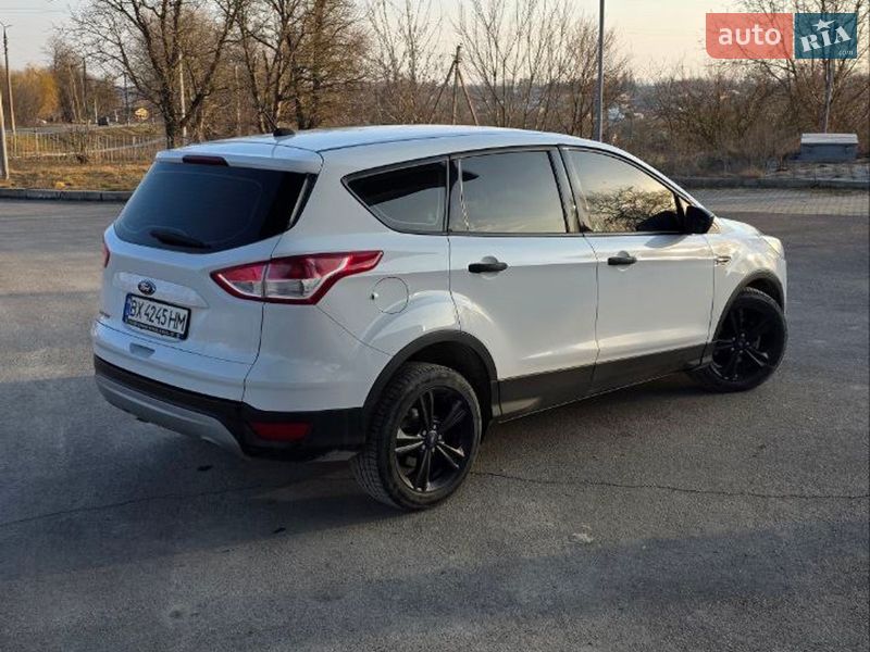 Внедорожник / Кроссовер Ford Escape 2014 в Чемеровцах
