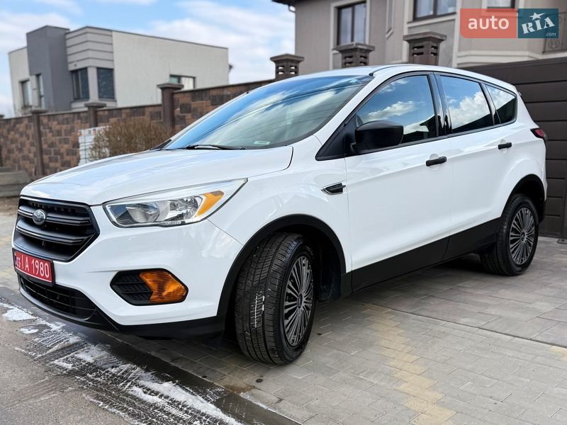 Внедорожник / Кроссовер Ford Escape 2017 в Киеве фото 5 Внедорожник / Кроссовер Ford Escape 2017 в Киеве