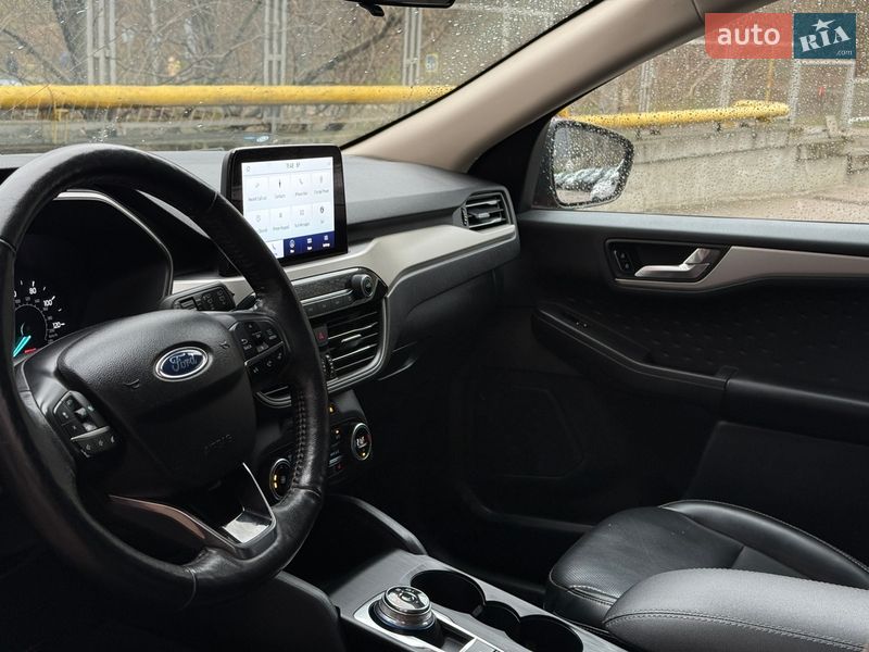 Внедорожник / Кроссовер Ford Escape 2020 в Львове
