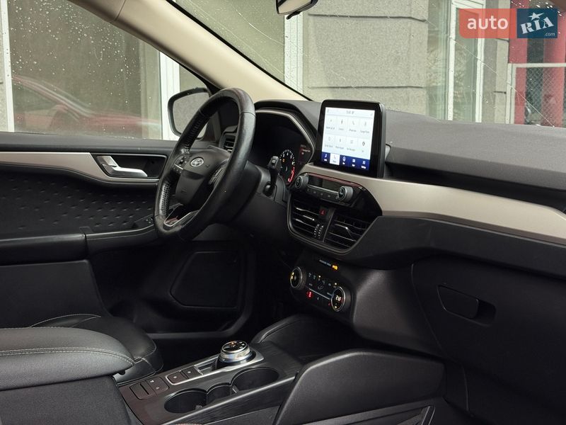Внедорожник / Кроссовер Ford Escape 2020 в Львове