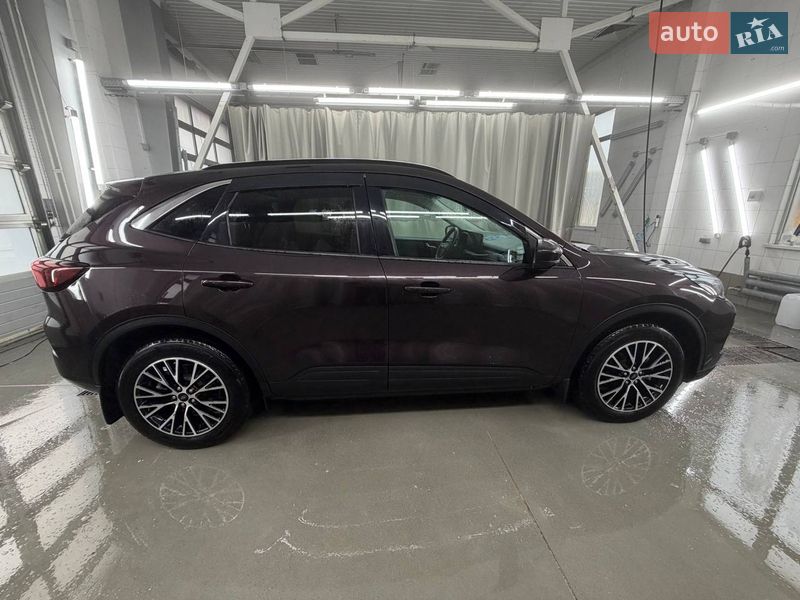 Позашляховик / Кросовер Ford Escape 2023 в Одесі