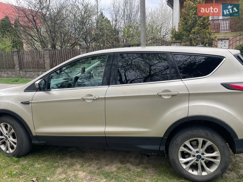 Ford Escape