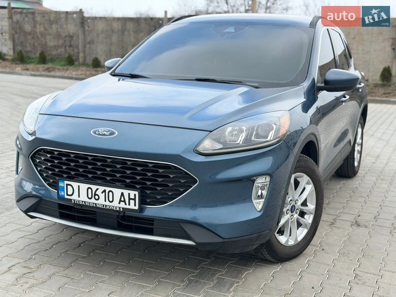 Позашляховик / Кросовер Ford Escape 2020 в Вознесенську