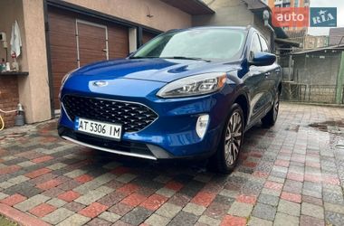 Позашляховик / Кросовер Ford Escape 2022 в Івано-Франківську