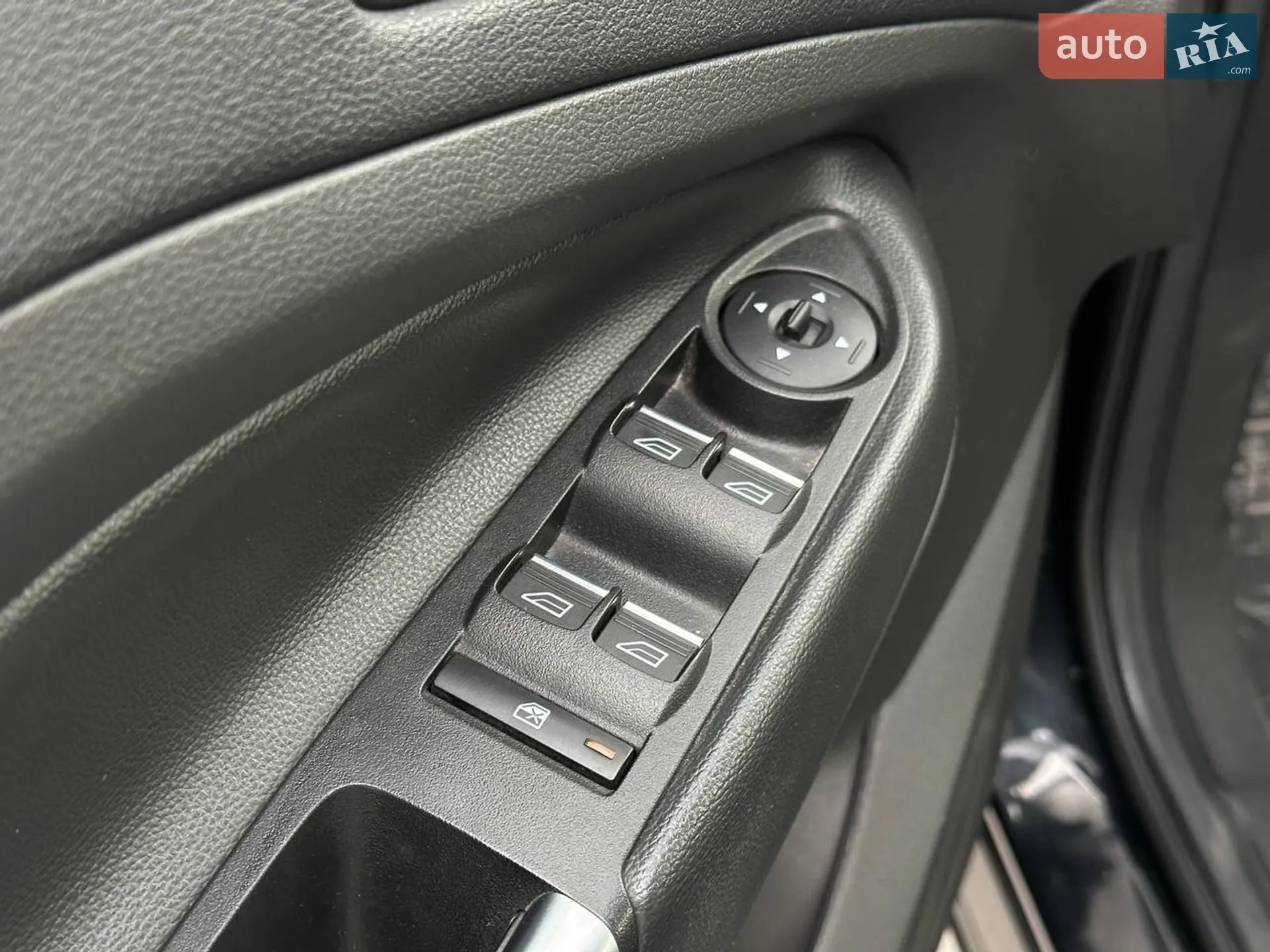 2016 Ford Escape - мініатюра 15