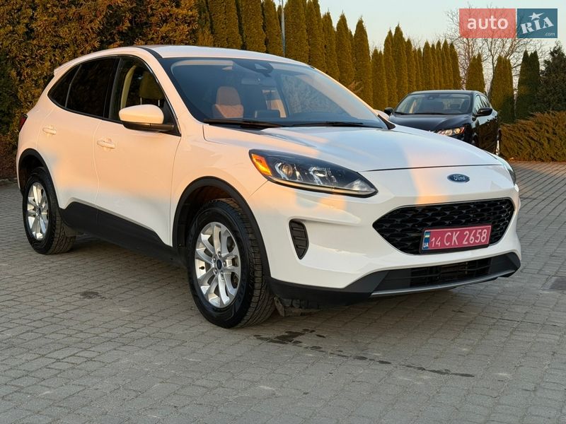 Позашляховик / Кросовер Ford Escape 2020 в Львові фото Позашляховик / Кросовер Ford Escape 2020 в Львові