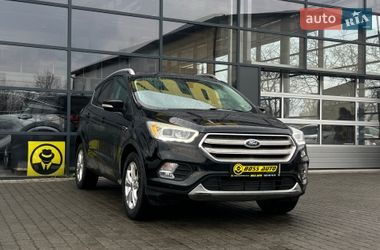 Позашляховик / Кросовер Ford Escape 2017 в Івано-Франківську