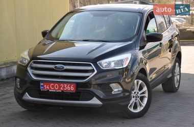 Внедорожник / Кроссовер Ford Escape 2017 в Львове