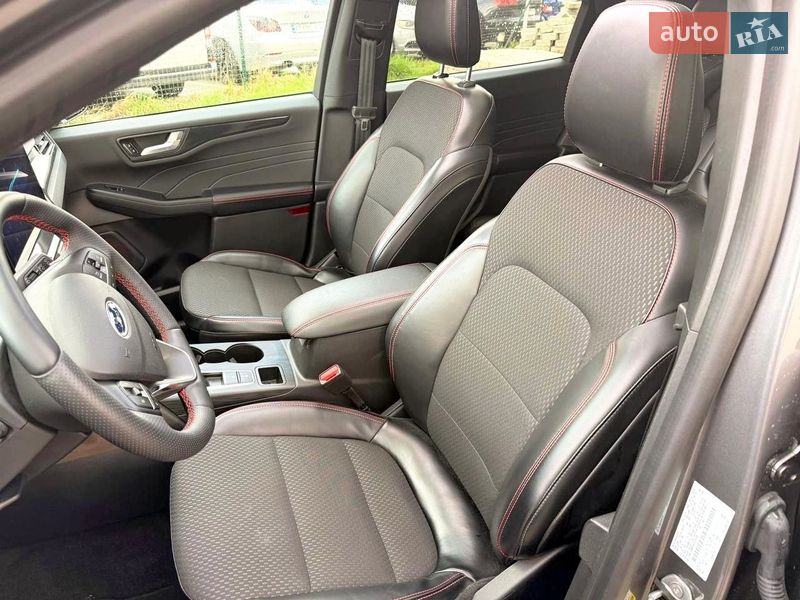 Внедорожник / Кроссовер Ford Escape 2024 в Ивано-Франковске