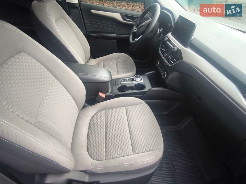 Внедорожник / Кроссовер Ford Escape 2022 в Сумах