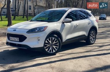 Позашляховик / Кросовер Ford Escape 2021 в Києві