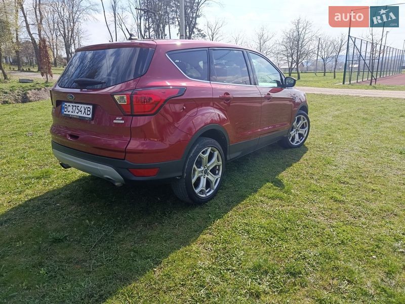 Внедорожник / Кроссовер Ford Escape 2018 в Львове