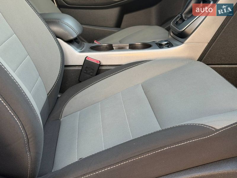 Позашляховик / Кросовер Ford Escape 2014 в Охтирці