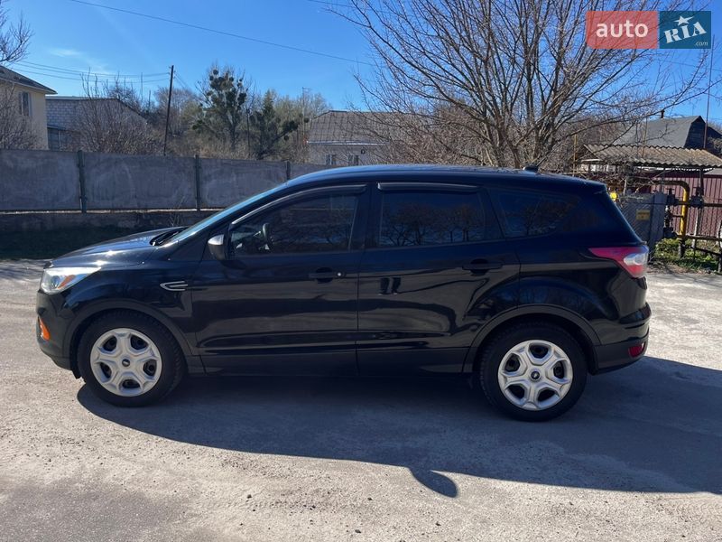 Внедорожник / Кроссовер Ford Escape 2016 в Киеве