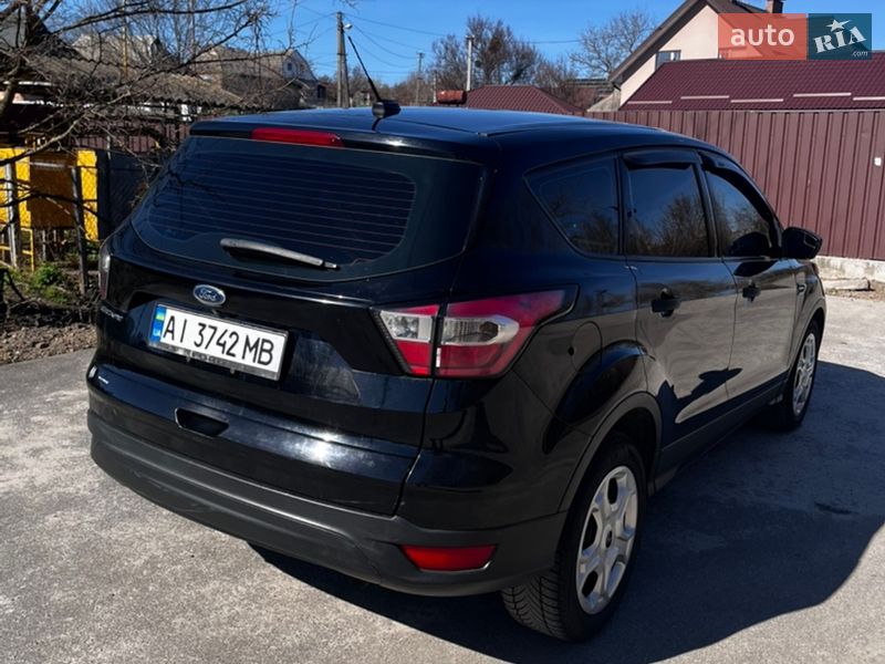 Внедорожник / Кроссовер Ford Escape 2016 в Киеве