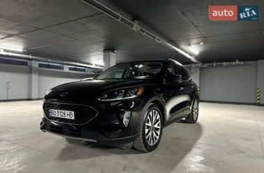 Позашляховик / Кросовер Ford Escape 2021 в Тернополі