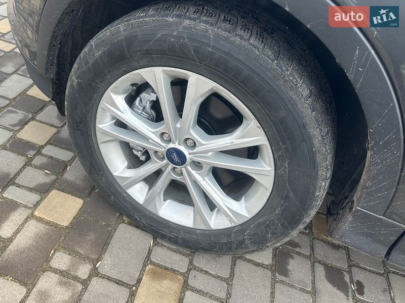 Внедорожник / Кроссовер Ford Escape 2018 в Одессе